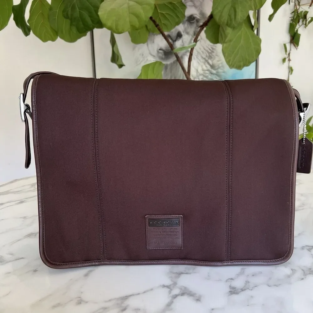 COACH Vintage Neo Mail Bag 6208 Neoprene Leather Mahogany Messenger Crossbody